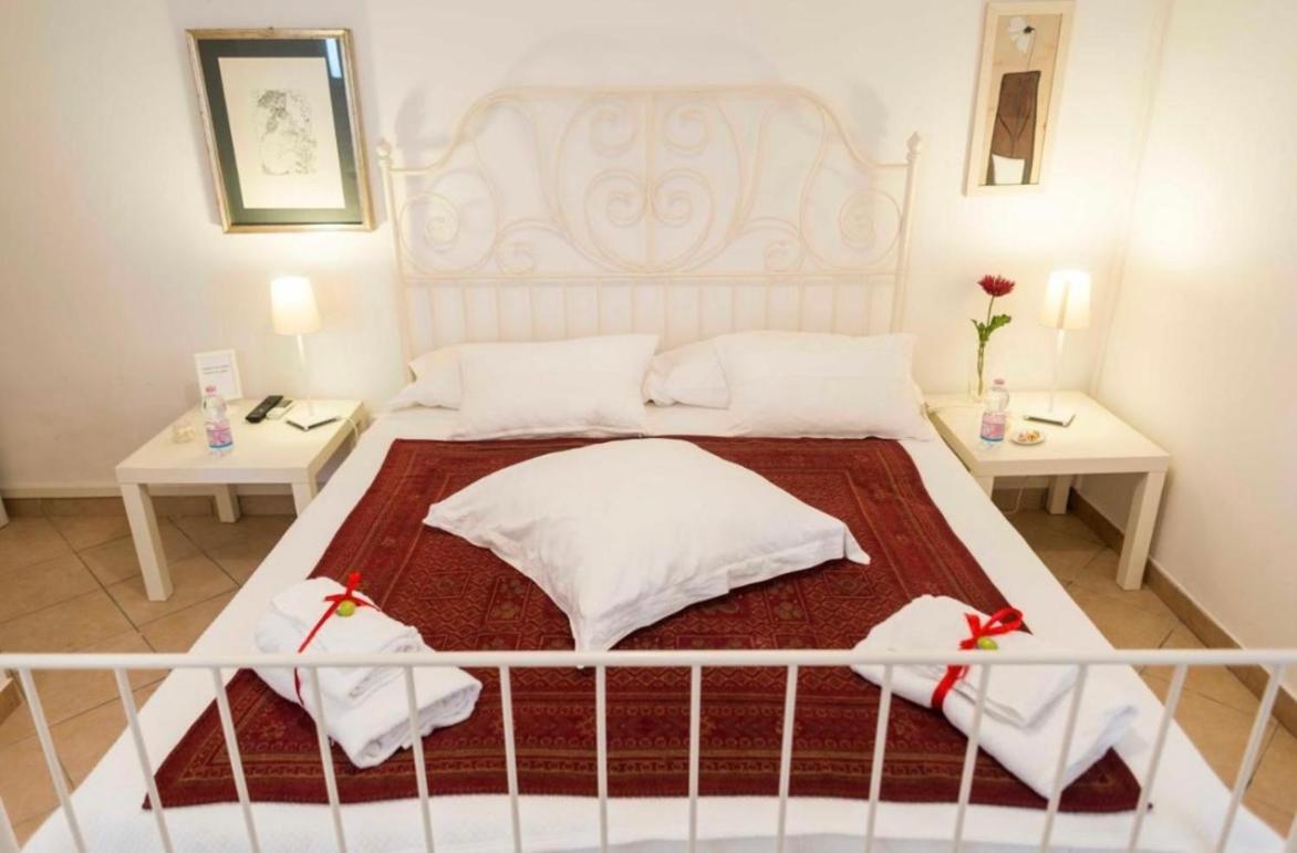 La Locanda Di Andrea Il Pescatore Bed and Breakfast Borgo Montenero Εξωτερικό φωτογραφία